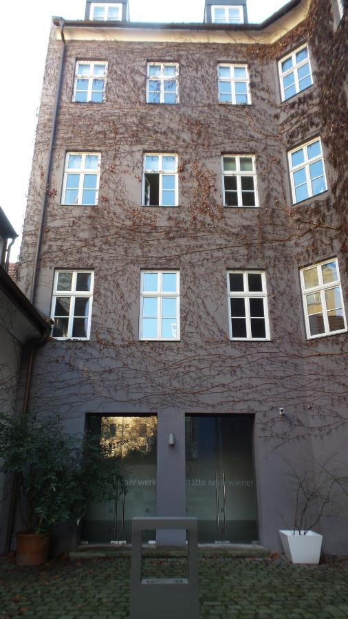 Pink Lotus Apartment Βιέννη Εξωτερικό φωτογραφία
